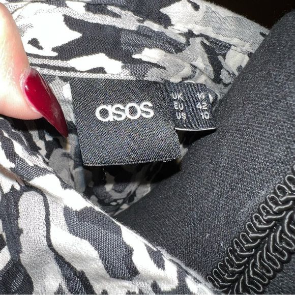 ASOS Sheer Front with Black and White Abstract Print Button Down Blouse Size 10 - Picture 10 of 10